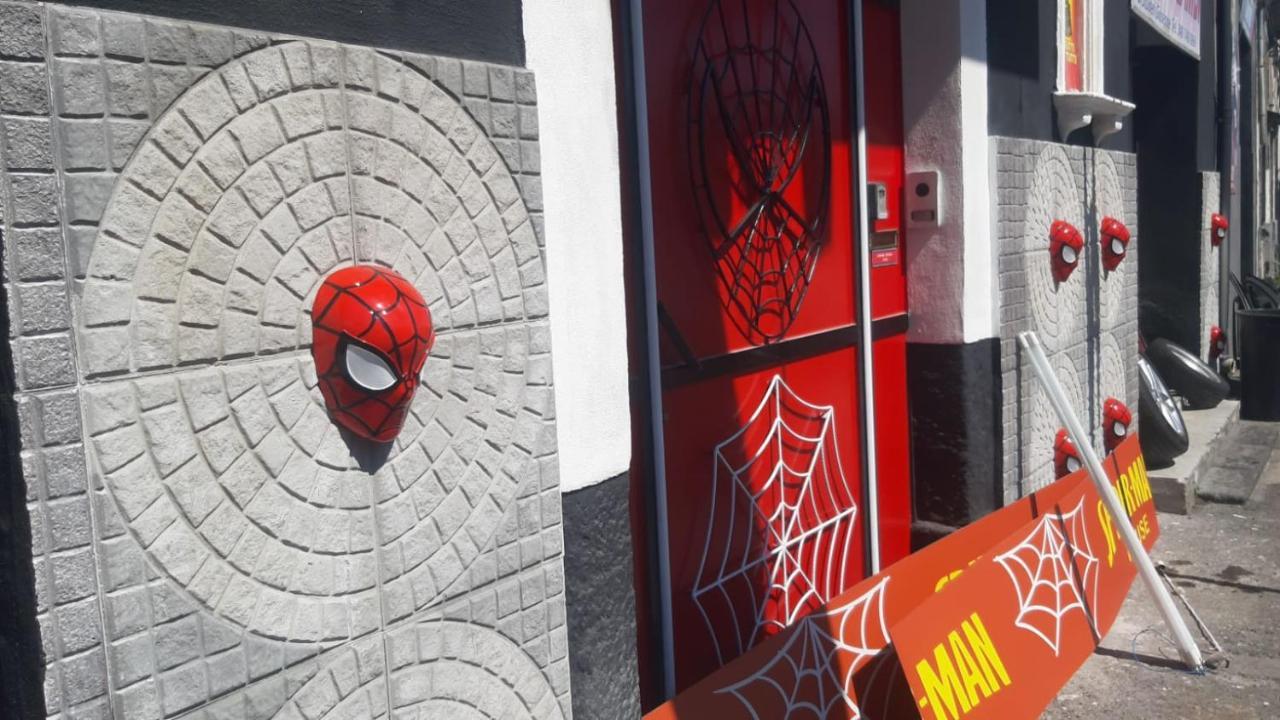 Hotel Spiderman House CTA Exteriér fotografie
